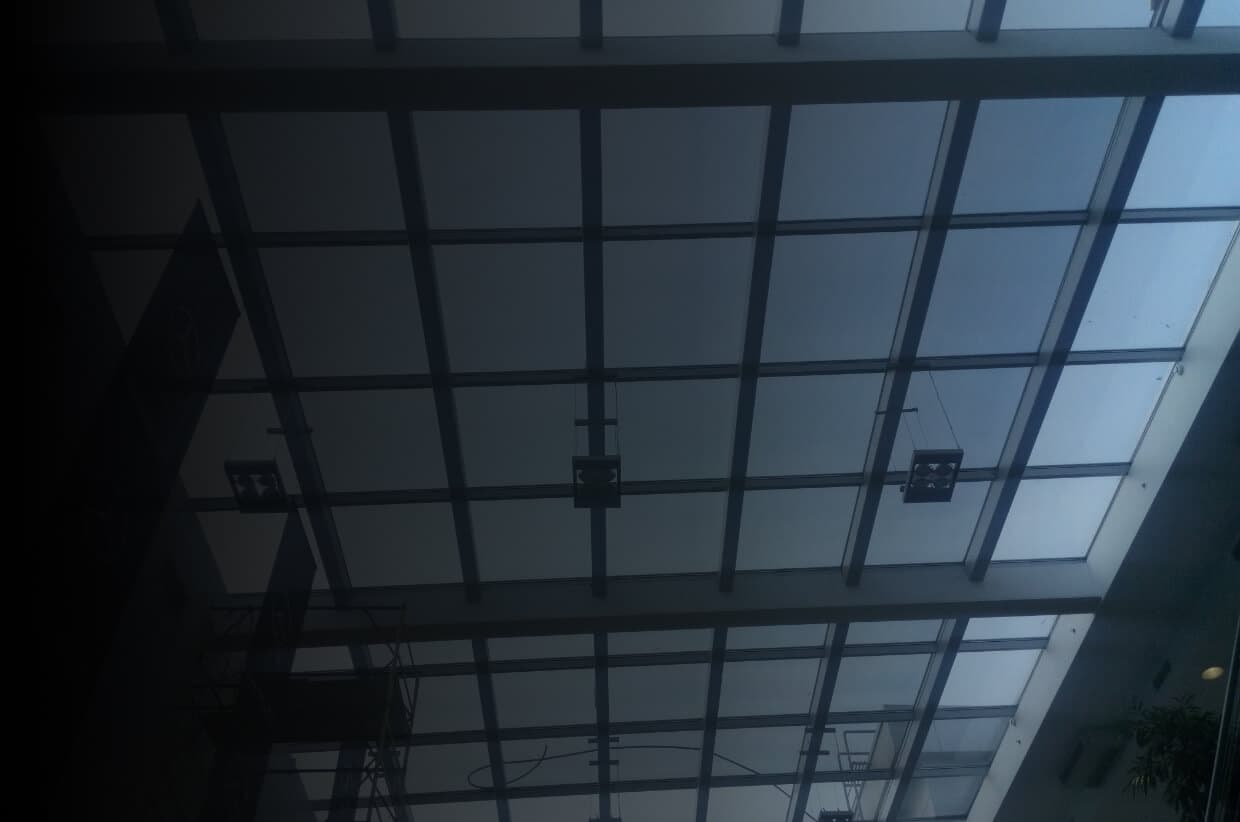 Установка теплоотражающих-атермальных плёнок
