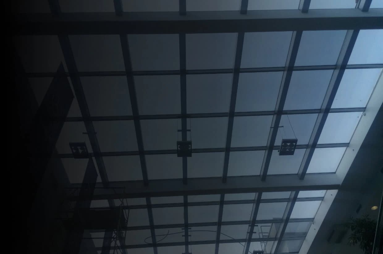 Установка теплоотражающих-атермальных плёнок
