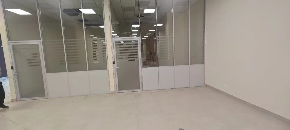 Установка декоративной пленки с резкой полос по макету Заказчика. — фото 4